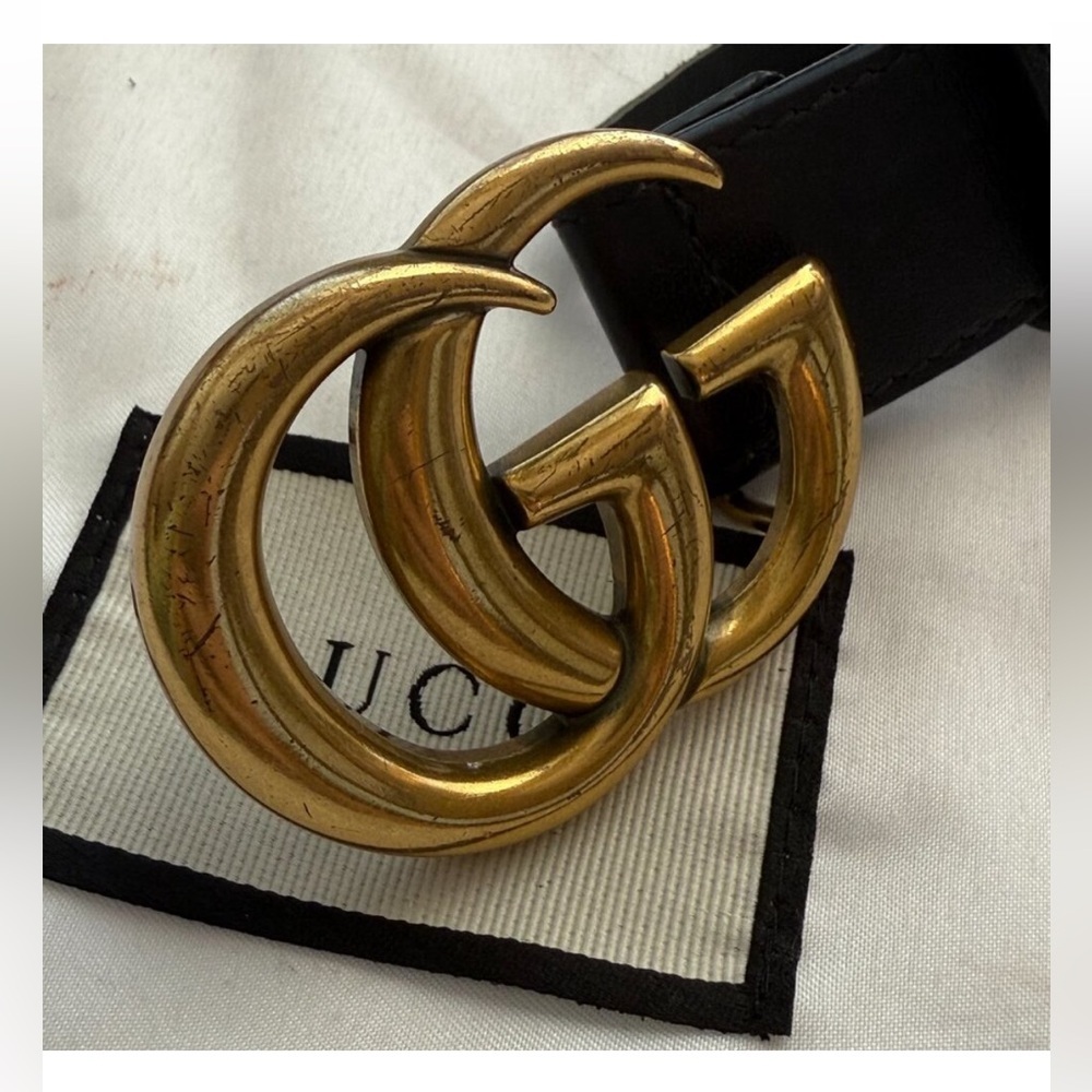 Gucci Black Leather Belt with Antiqued Gold Double G Buckle